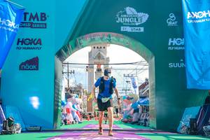 BIB: 200
                            <button type="button" onclick="openModal(24867494)" class="btn btn-primary btn-sm float-right btn-popup" data-toggle="modal" data-target=".modal-high-quality">
                        <i class="fas fa-shopping-cart"></i> Add to Cart
                    </button>
                                            <button type="button" onclick="isThisMe(24867494, true)" class="btn btn-success btn-sm float-right btn-popup btn-isme hidden" data-toggle="tooltip" data-placement="bottom" title="นี่คือรูปของคุณใช่ไหม คลิกที่นี่เพื่อเอาเข้าอัลบั้ม">
                        <i class="fas fa-plus"></i> Add to album
                    </button>
                    <button type="button" onclick="isThisMe(24867494, false)" class="btn btn-warning btn-sm float-right btn-popup btn-isnotme hidden">
                        <i class="fas fa-ban"></i> Remove from album
                    </button>